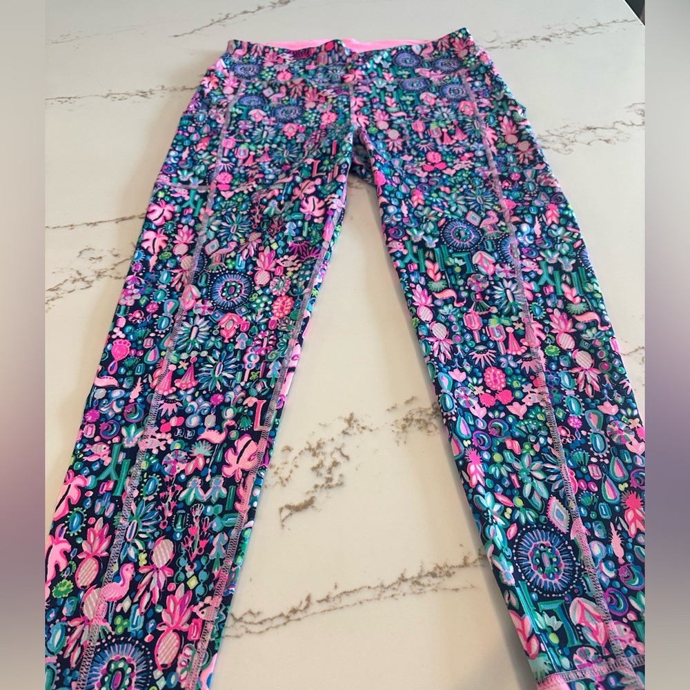 Lilly Pulizer Luxletic Leggings EUC Large